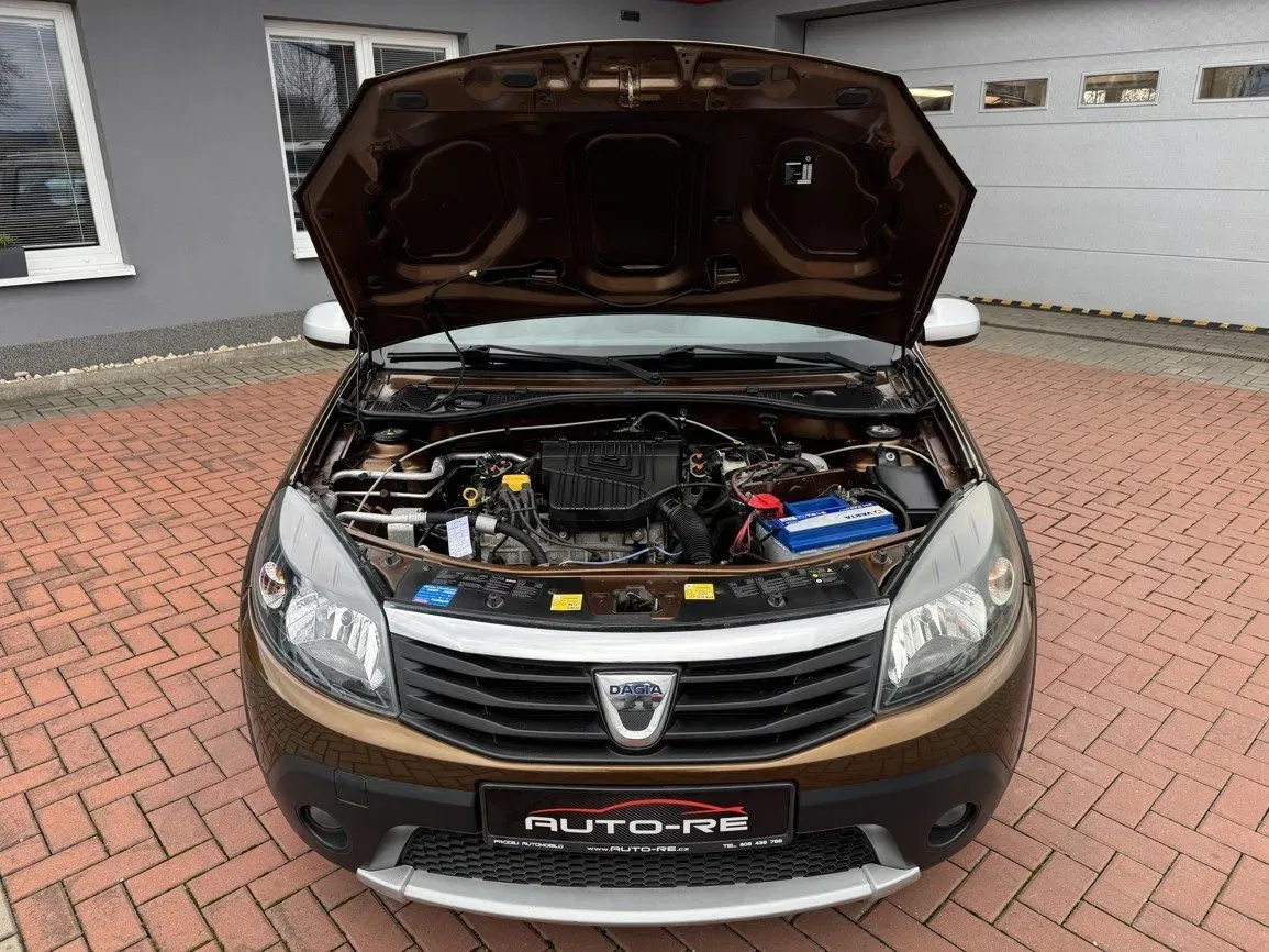 Dacia Sandero - Náhled 33