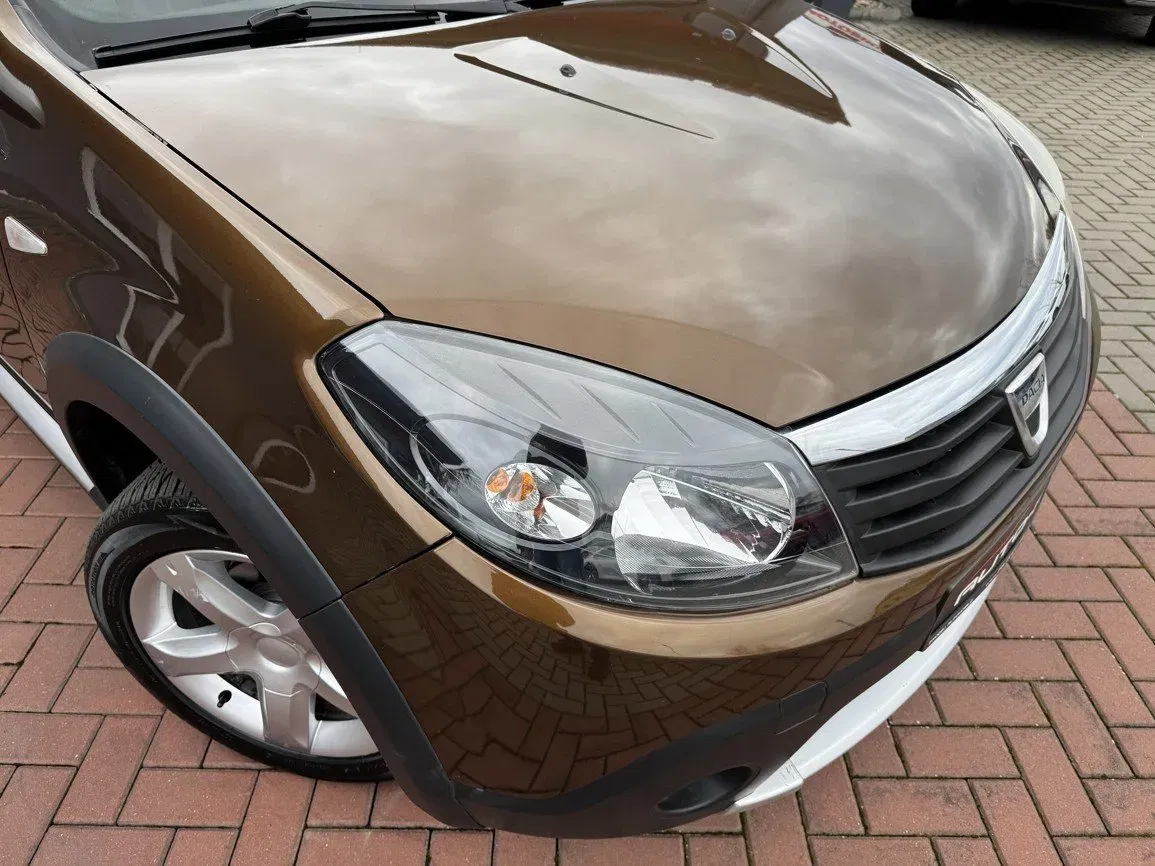 Dacia Sandero - Náhled 40