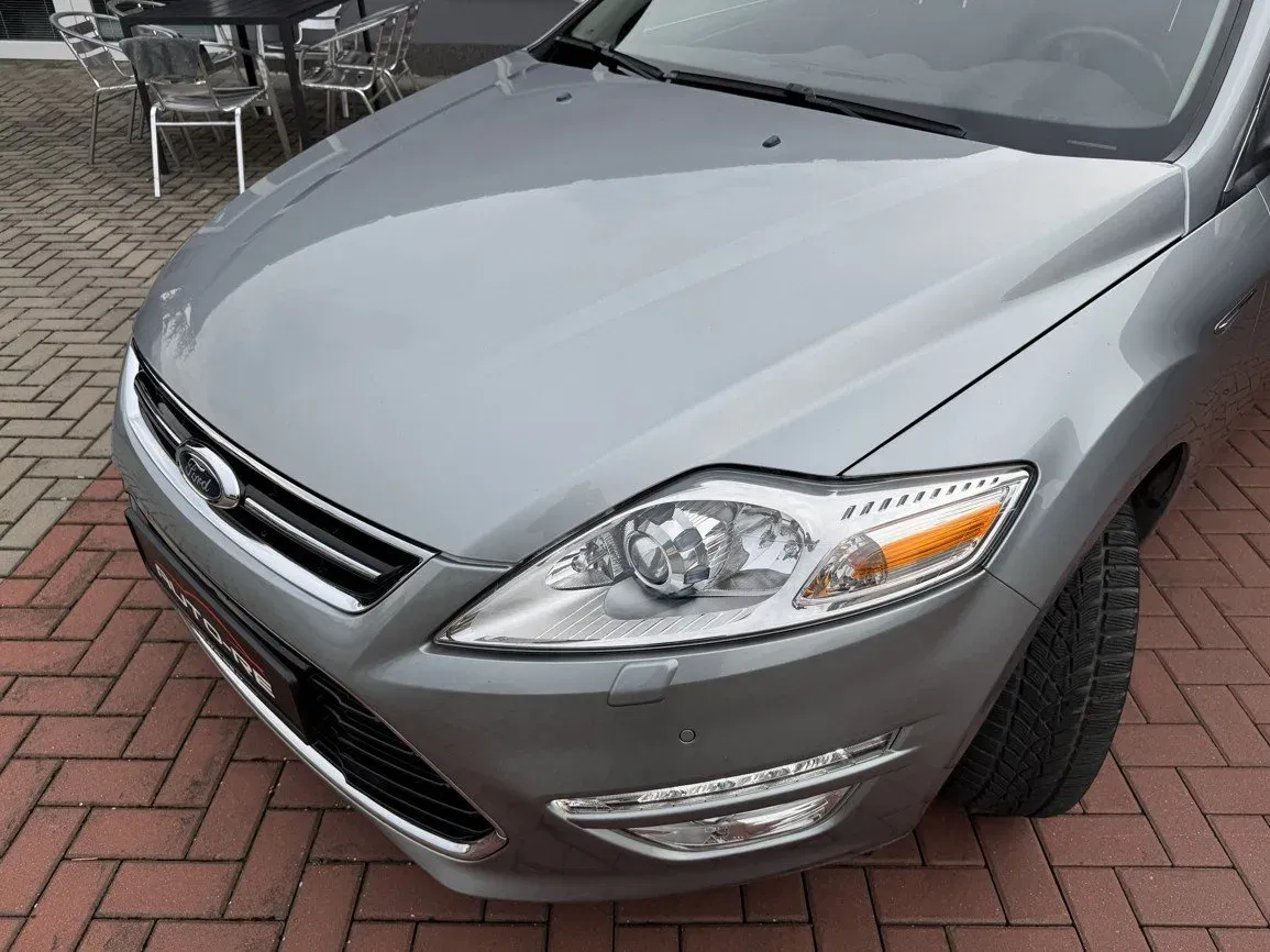 Ford Mondeo - Náhled 37