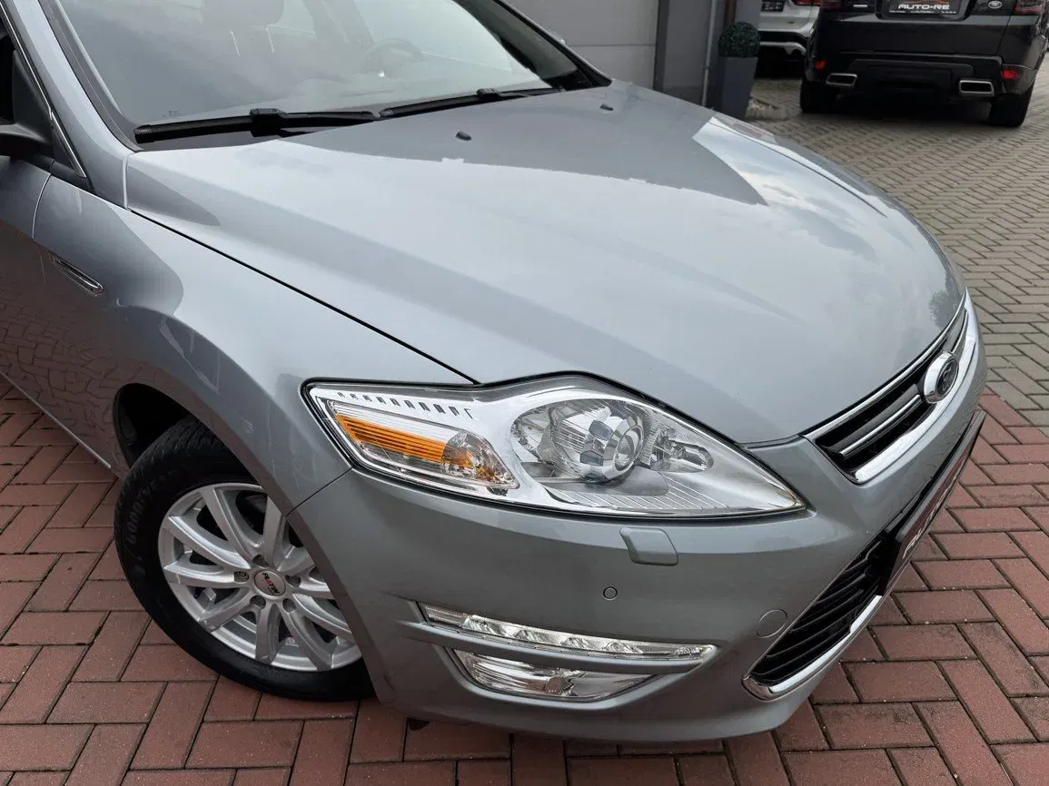 Ford Mondeo - Náhled 41