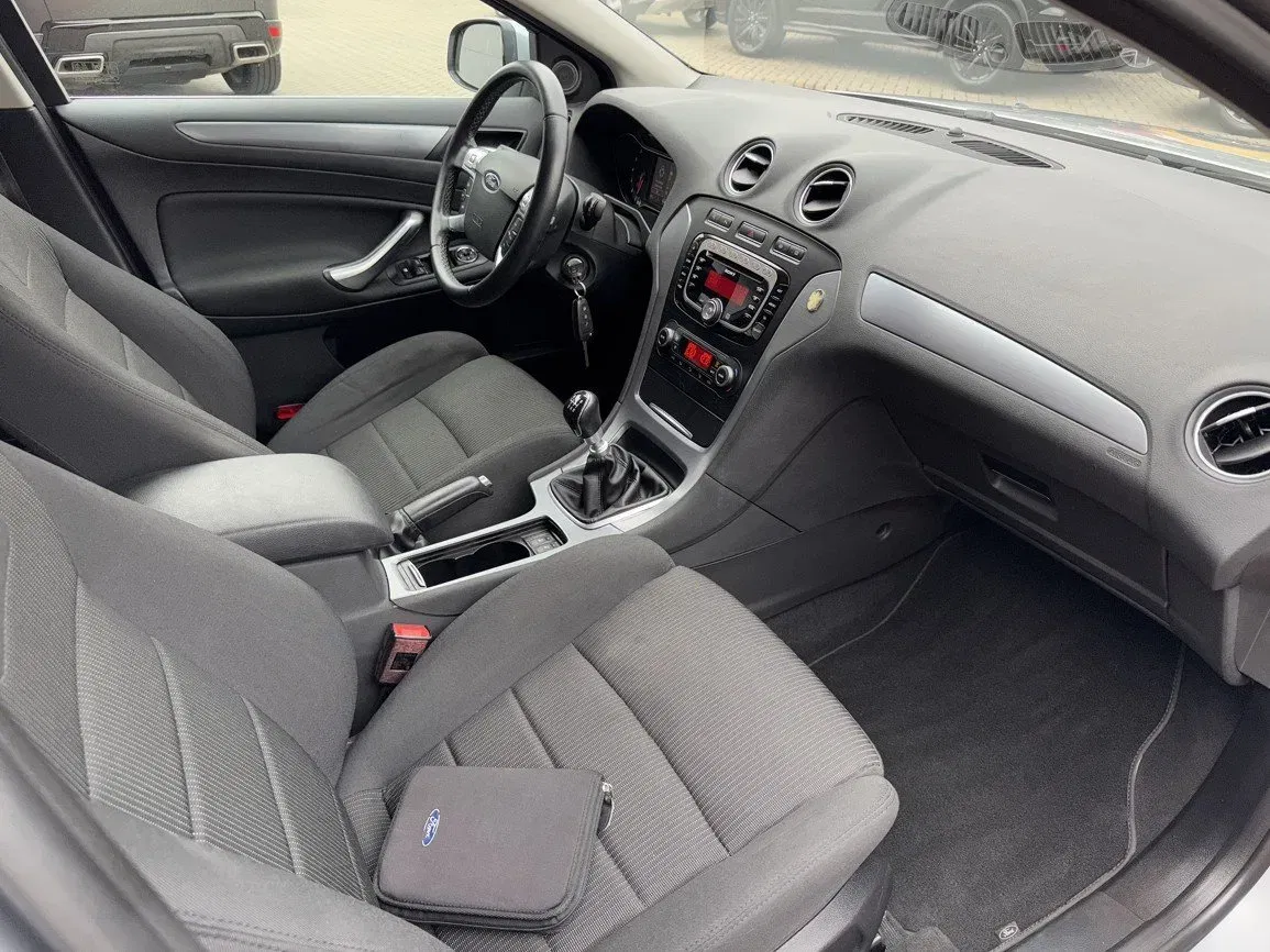 Ford Mondeo - Náhled 15