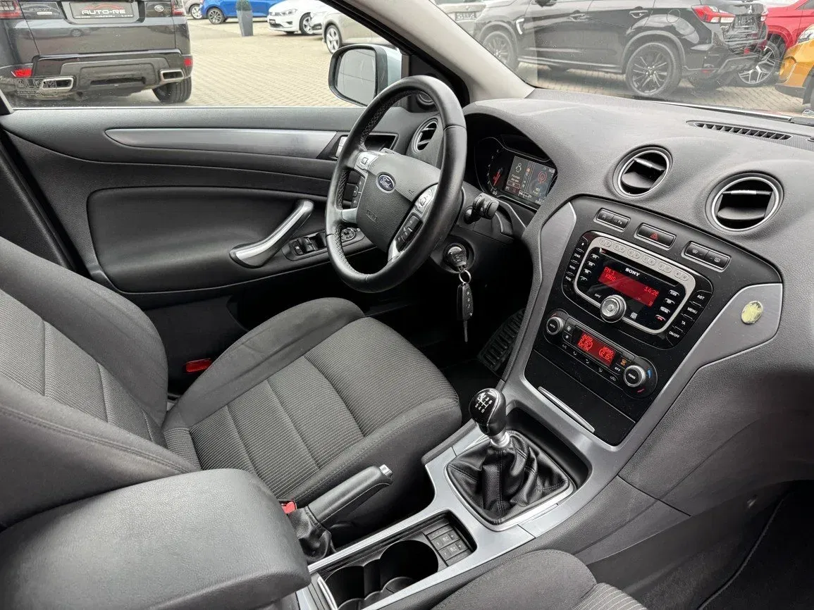 Ford Mondeo - Náhled 16