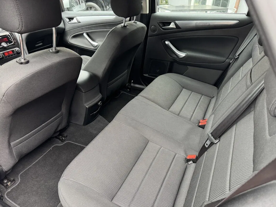 Ford Mondeo - Náhled 22