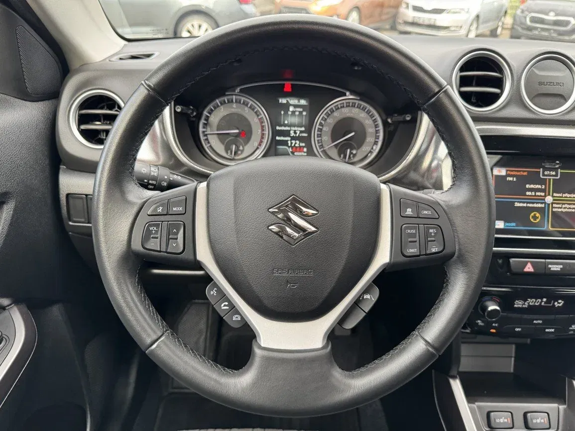 Suzuki Vitara - Náhled 7