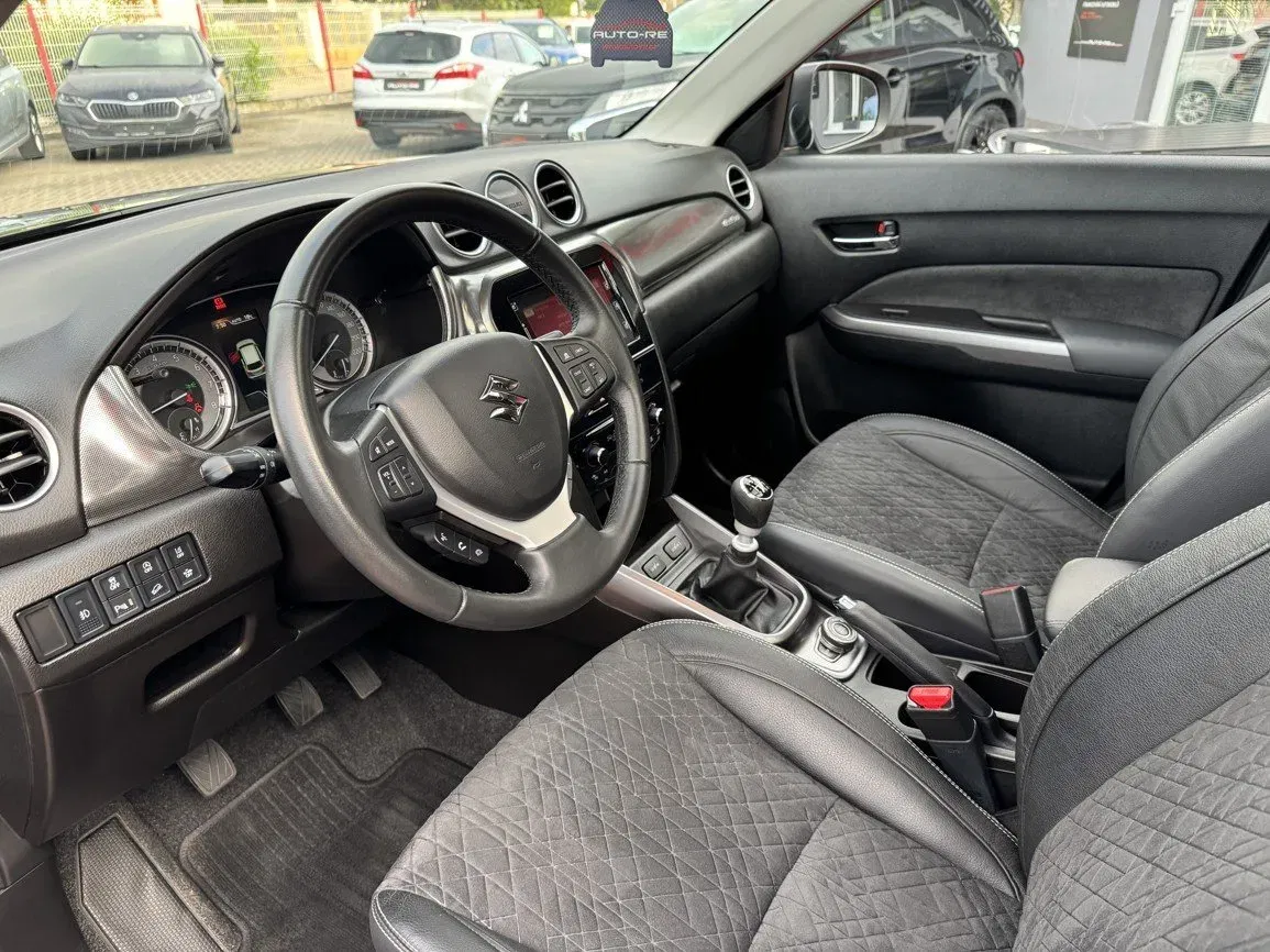 Suzuki Vitara - Náhled 25