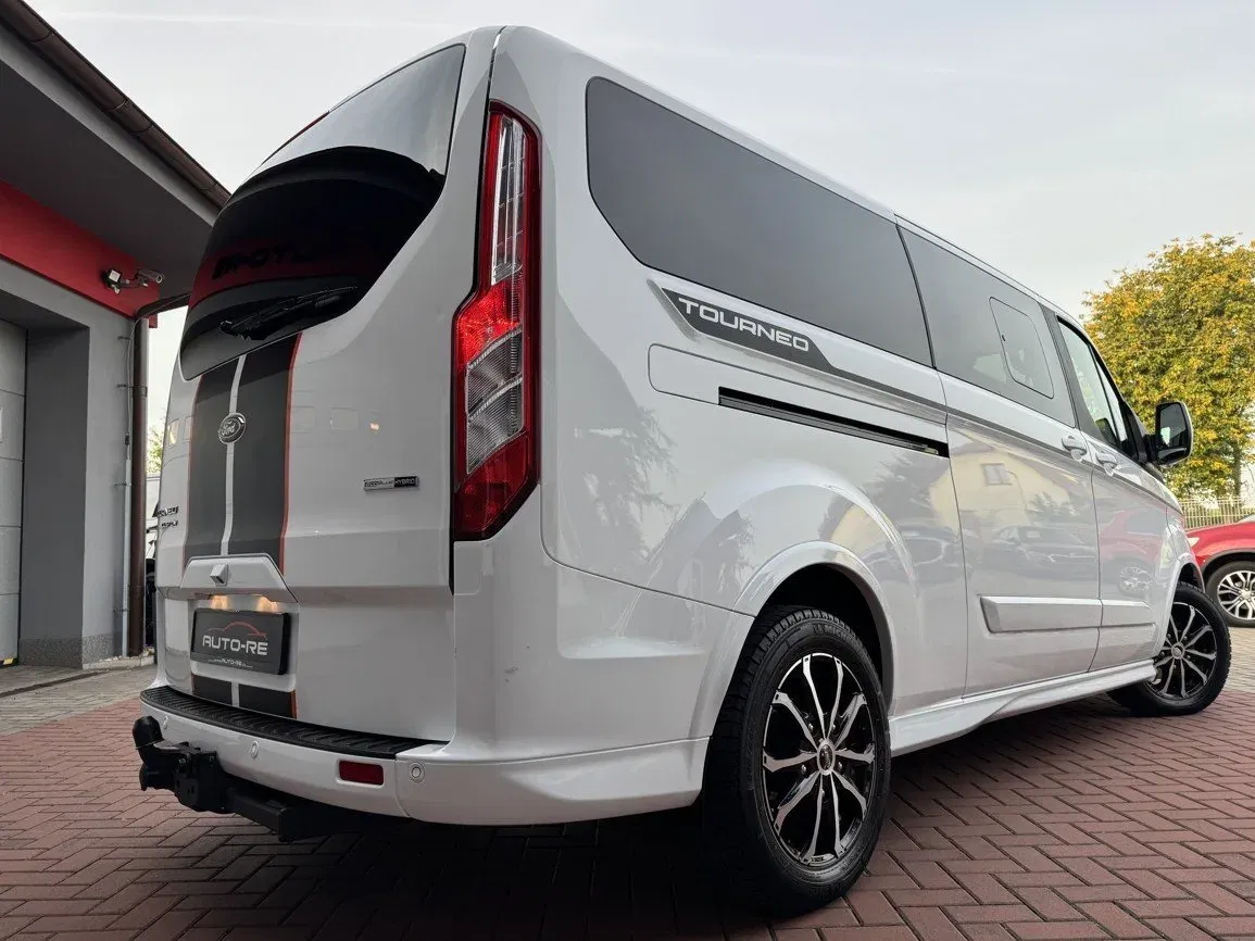 Ford Tourneo Custom - Náhled 2