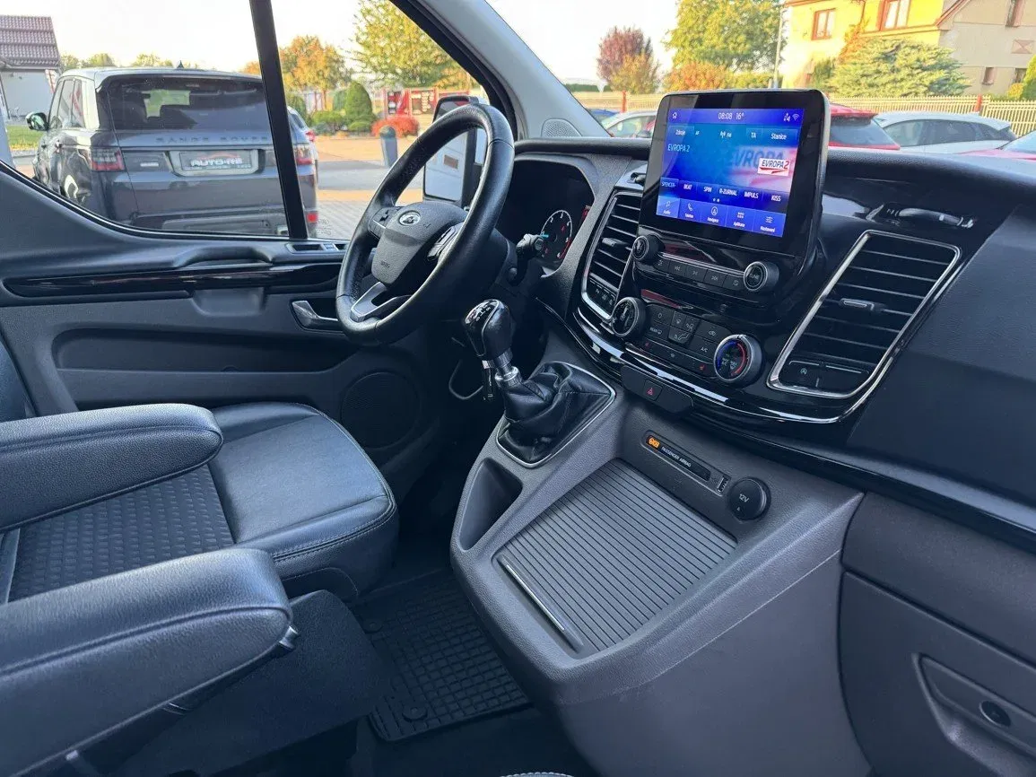 Ford Tourneo Custom - Náhled 16