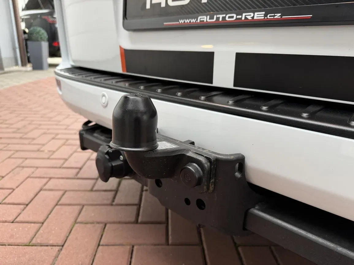 Ford Tourneo Custom - Náhled 41