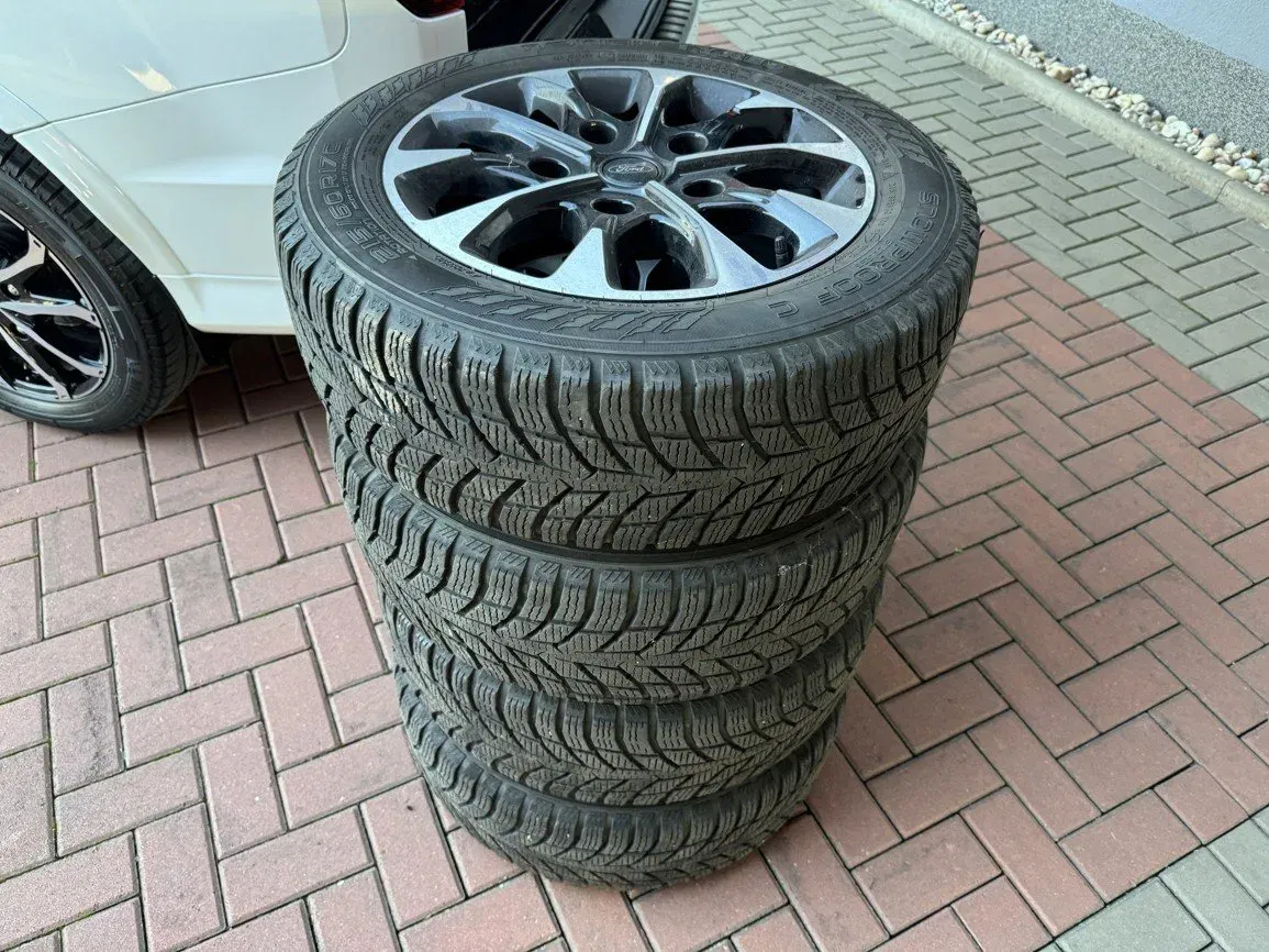 Ford Tourneo Custom - Náhled 47