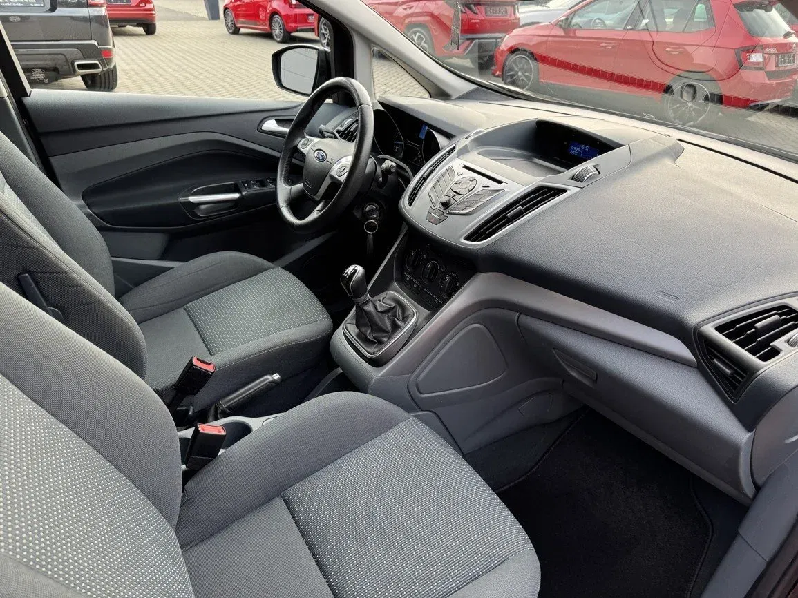Ford Grand C-MAX - Náhled 13
