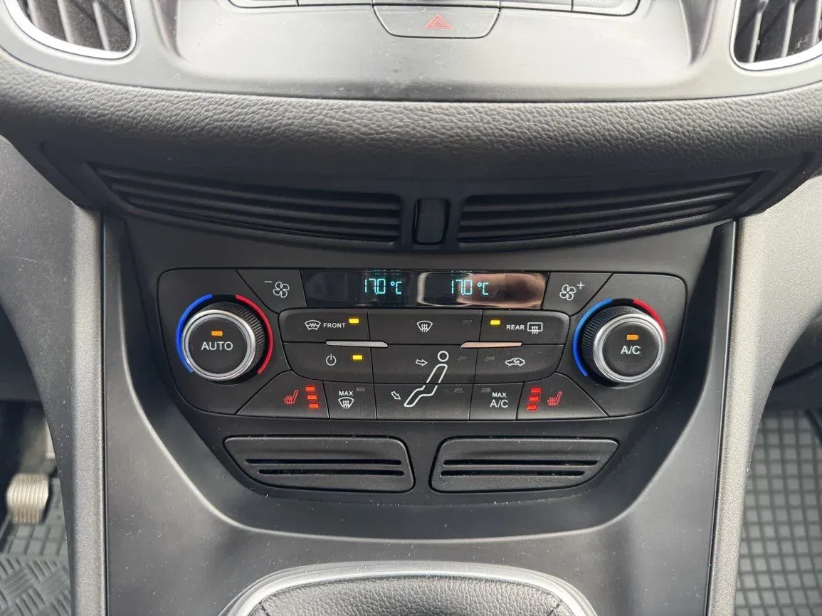 Ford Grand C-MAX - Náhled 10