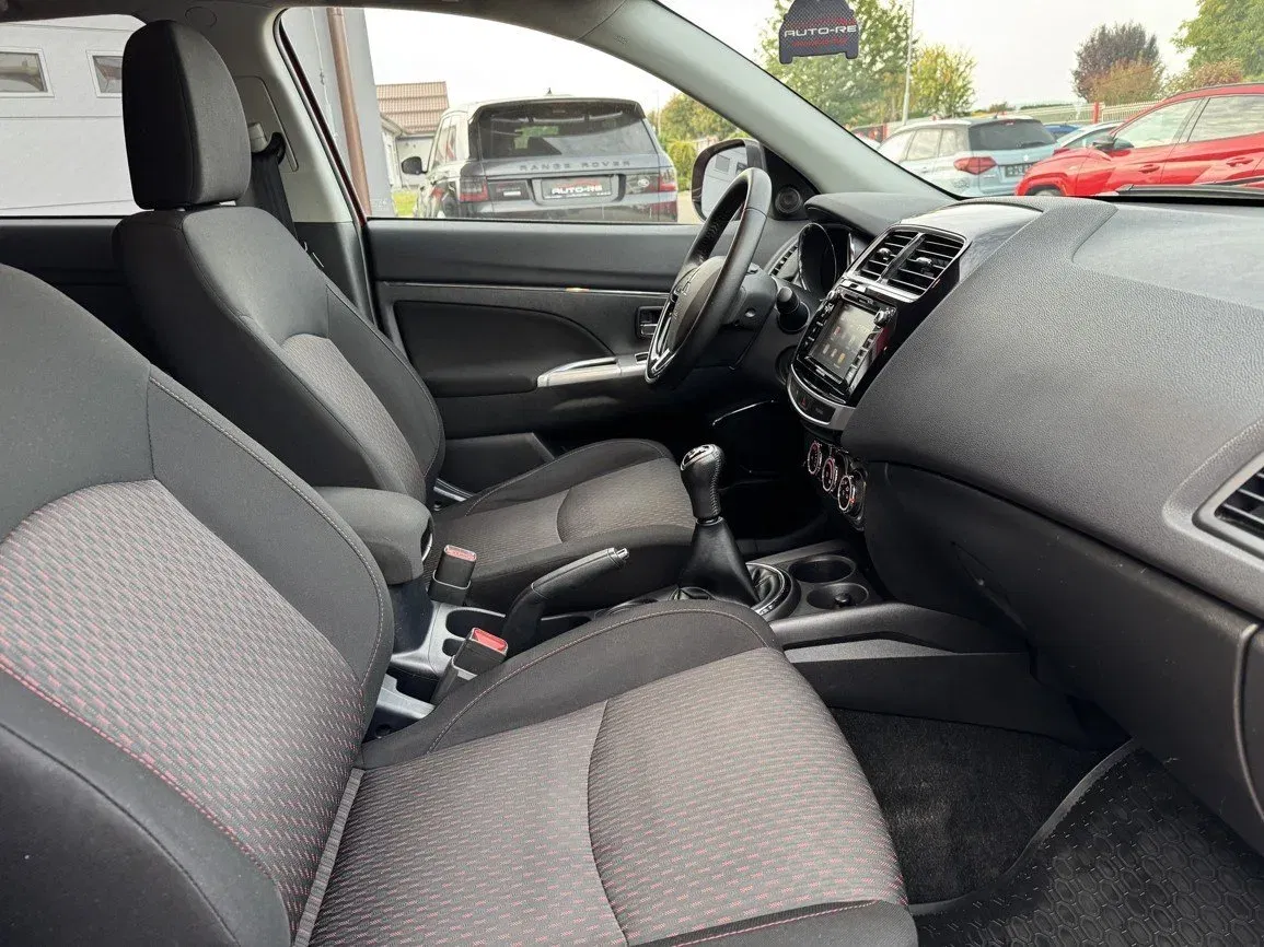 Mitsubishi ASX - Náhled 19