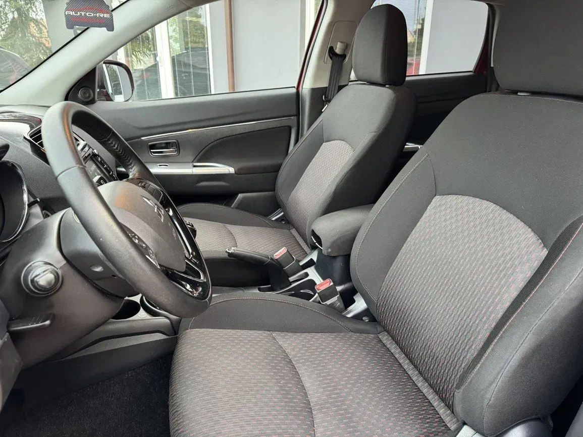 Mitsubishi ASX - Náhled 27