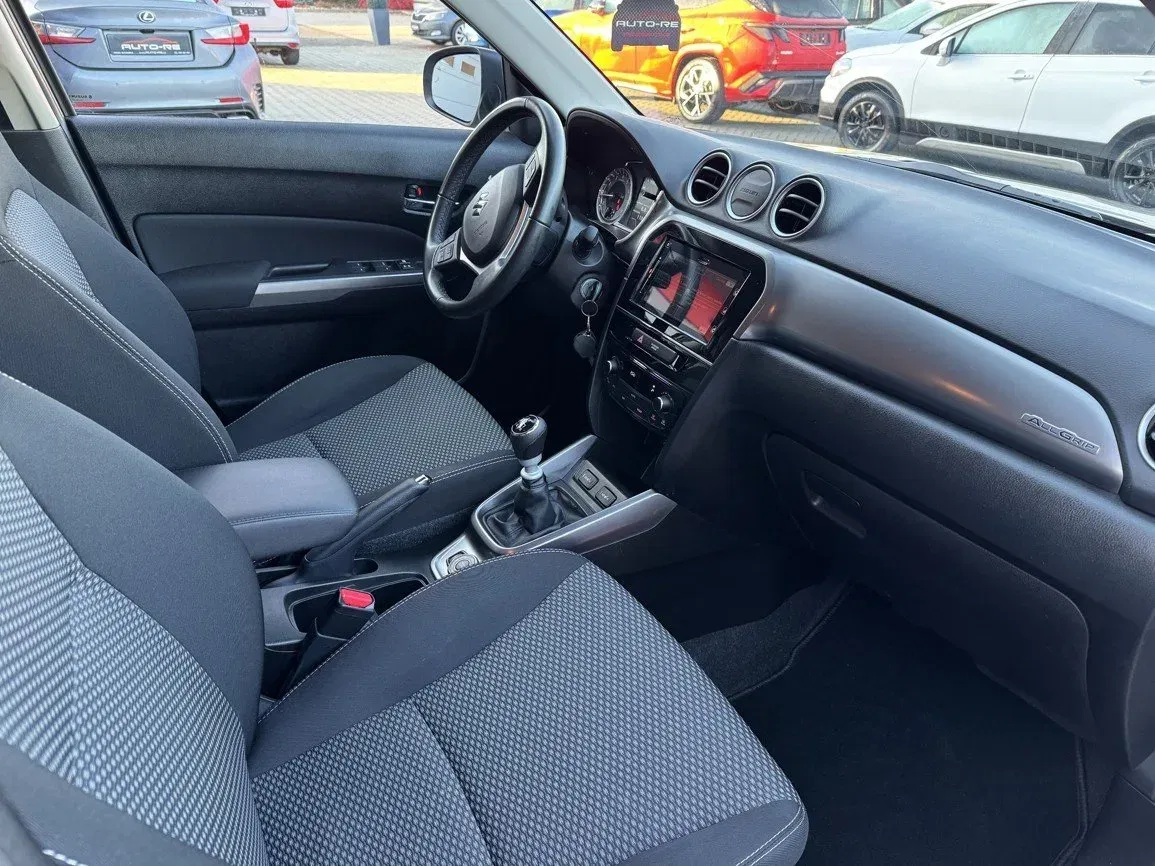 Suzuki Vitara - Náhled 15