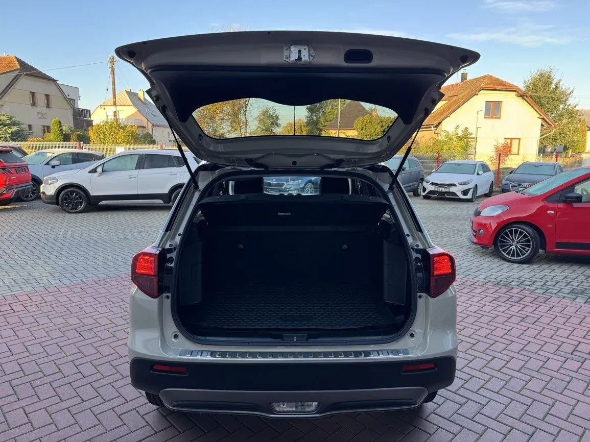 Suzuki Vitara - Náhled 21