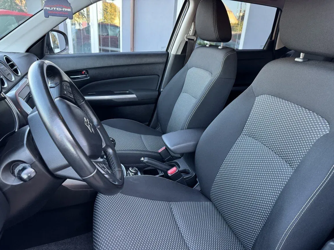 Suzuki Vitara - Náhled 25