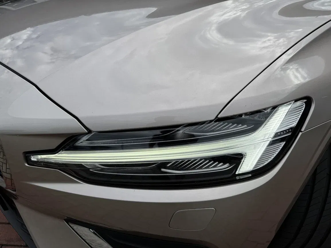 Volvo S60 - Náhled 32