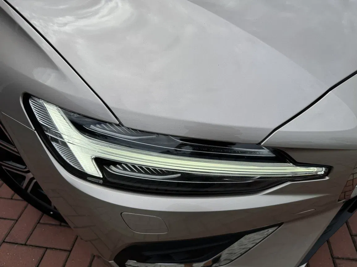 Volvo S60 - Náhled 34