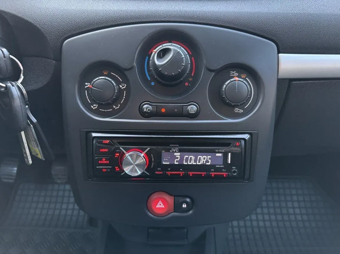Renault Clio - Náhled 9