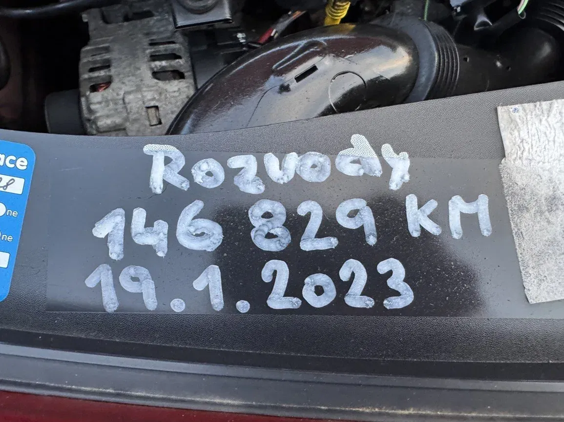 Renault Clio - Náhled 32