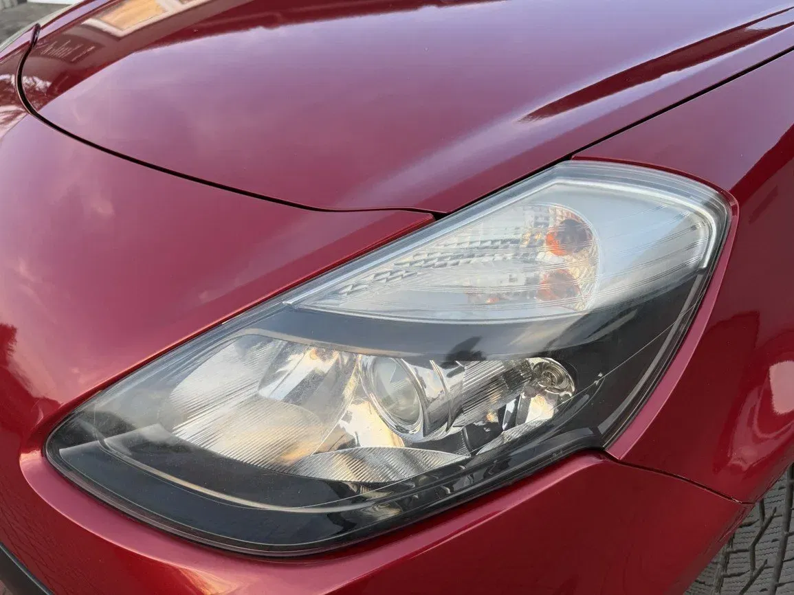 Renault Clio - Náhled 34