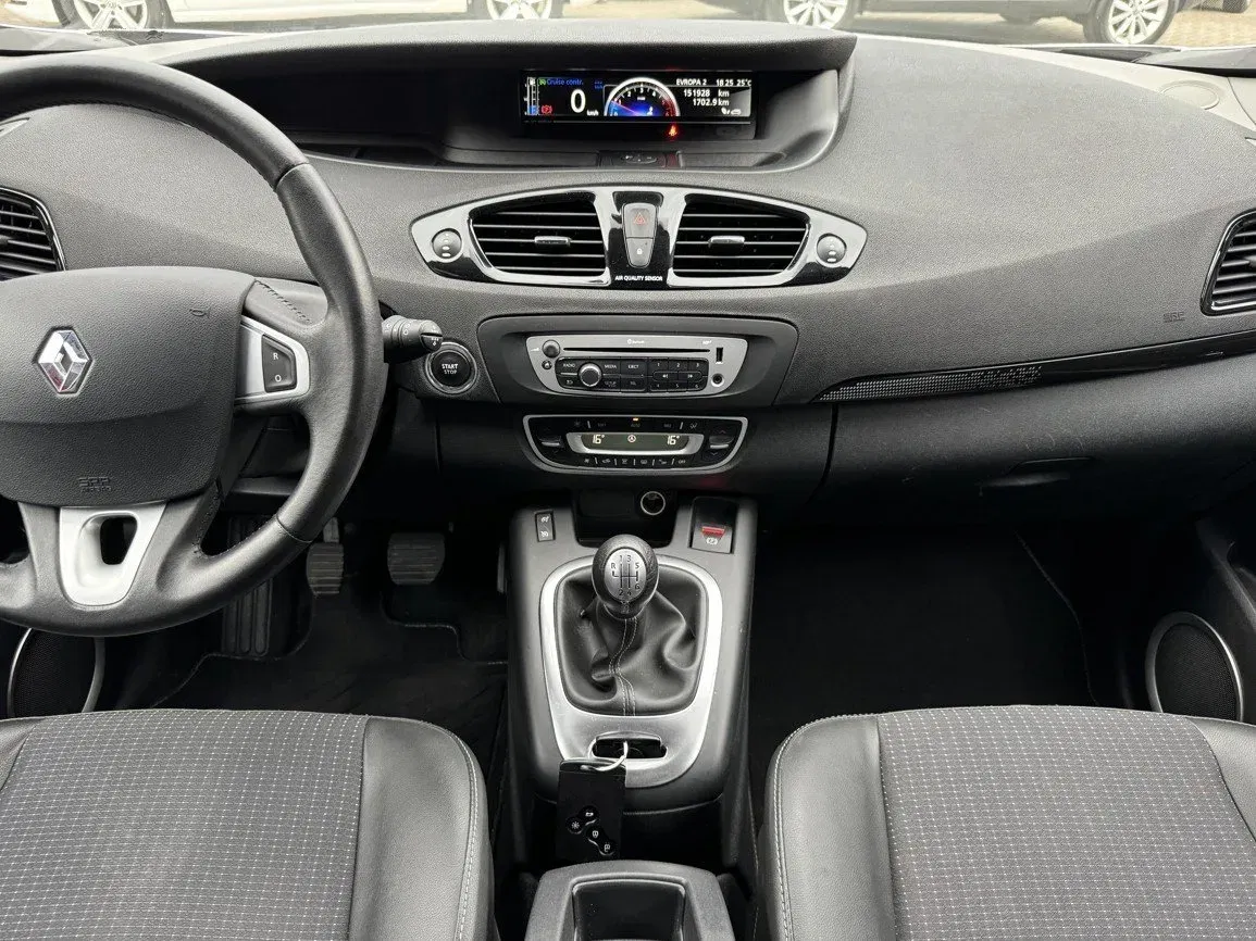 Renault Grand Scénic - Náhled 9
