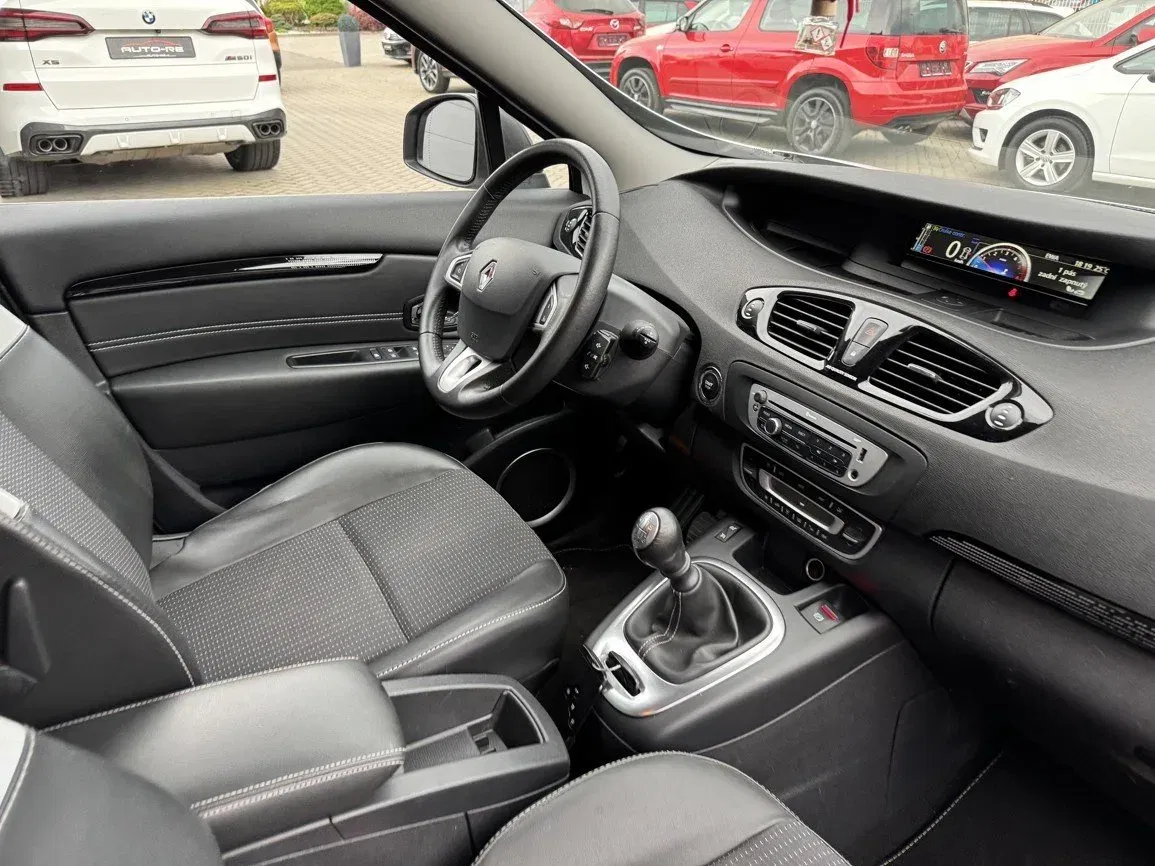 Renault Grand Scénic - Náhled 15