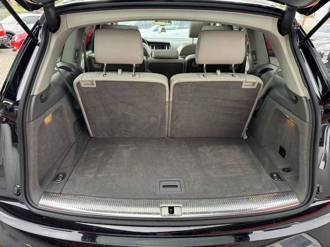 Audi Q7 - Náhled 23