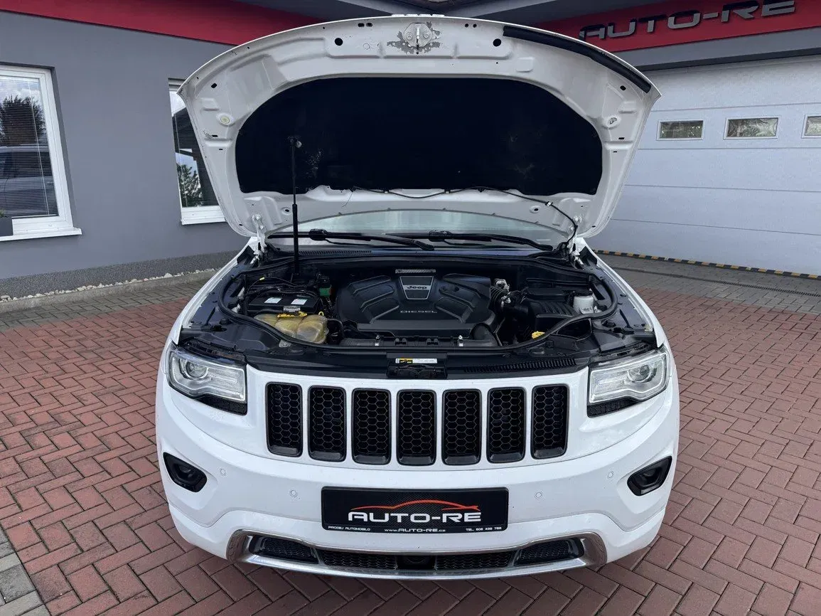 Jeep Grand Cherokee - Náhled 34
