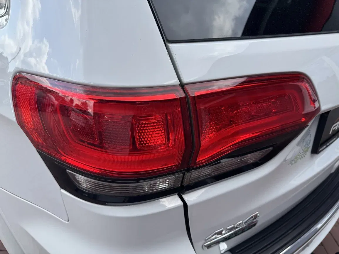 Jeep Grand Cherokee - Náhled 44