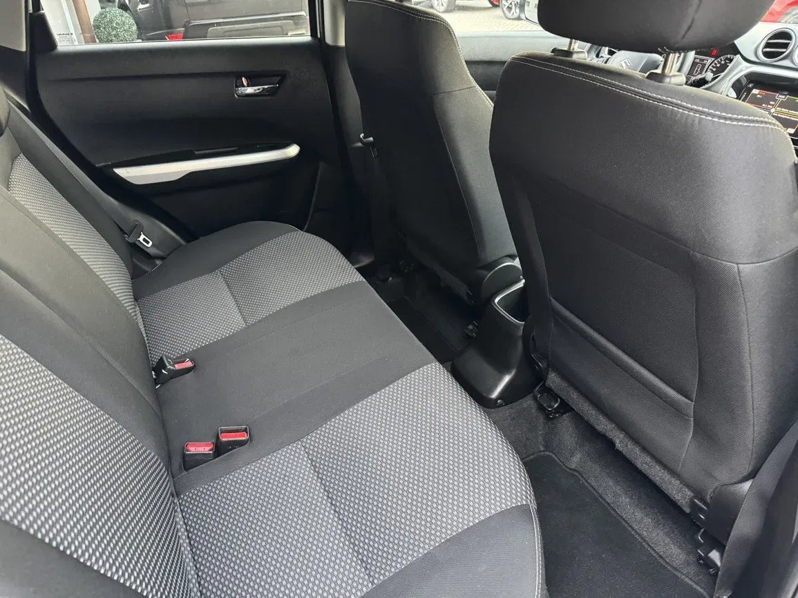 Suzuki Vitara - Náhled 21