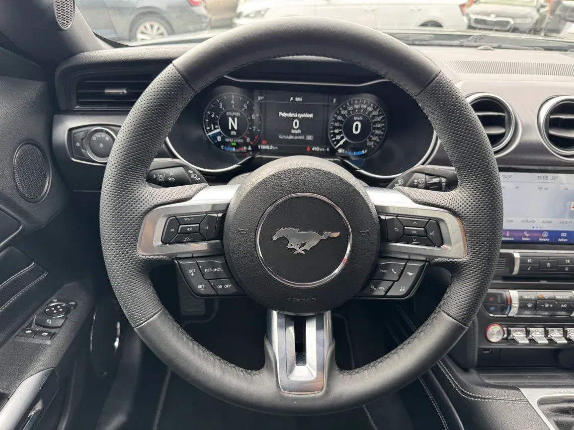 Ford Mustang - Náhled 7