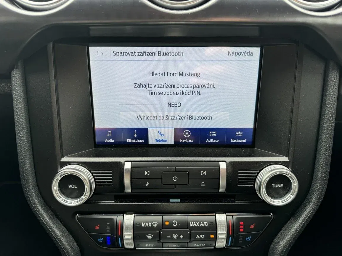 Ford Mustang - Náhled 11