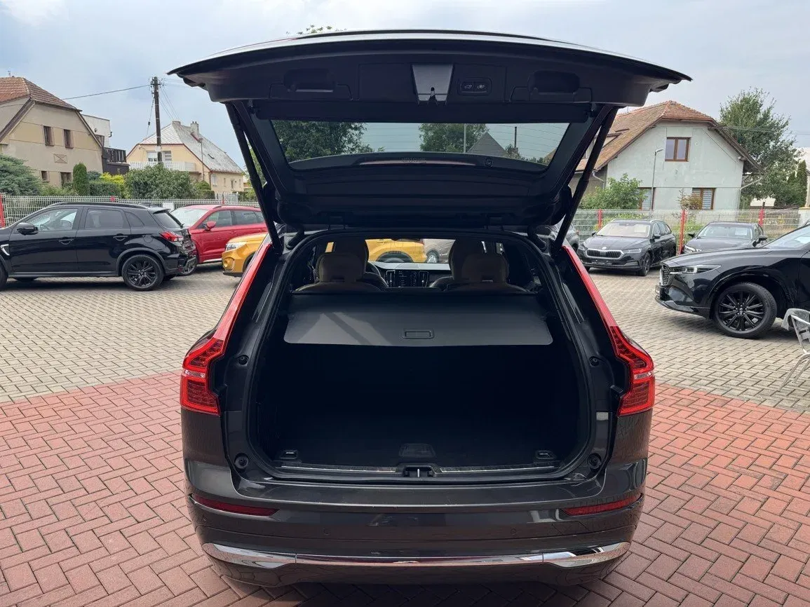 Volvo XC60 - Náhled 24