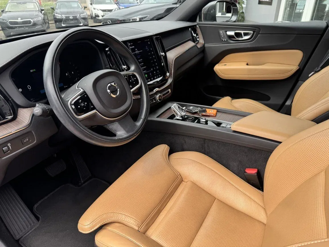 Volvo XC60 - Náhled 27