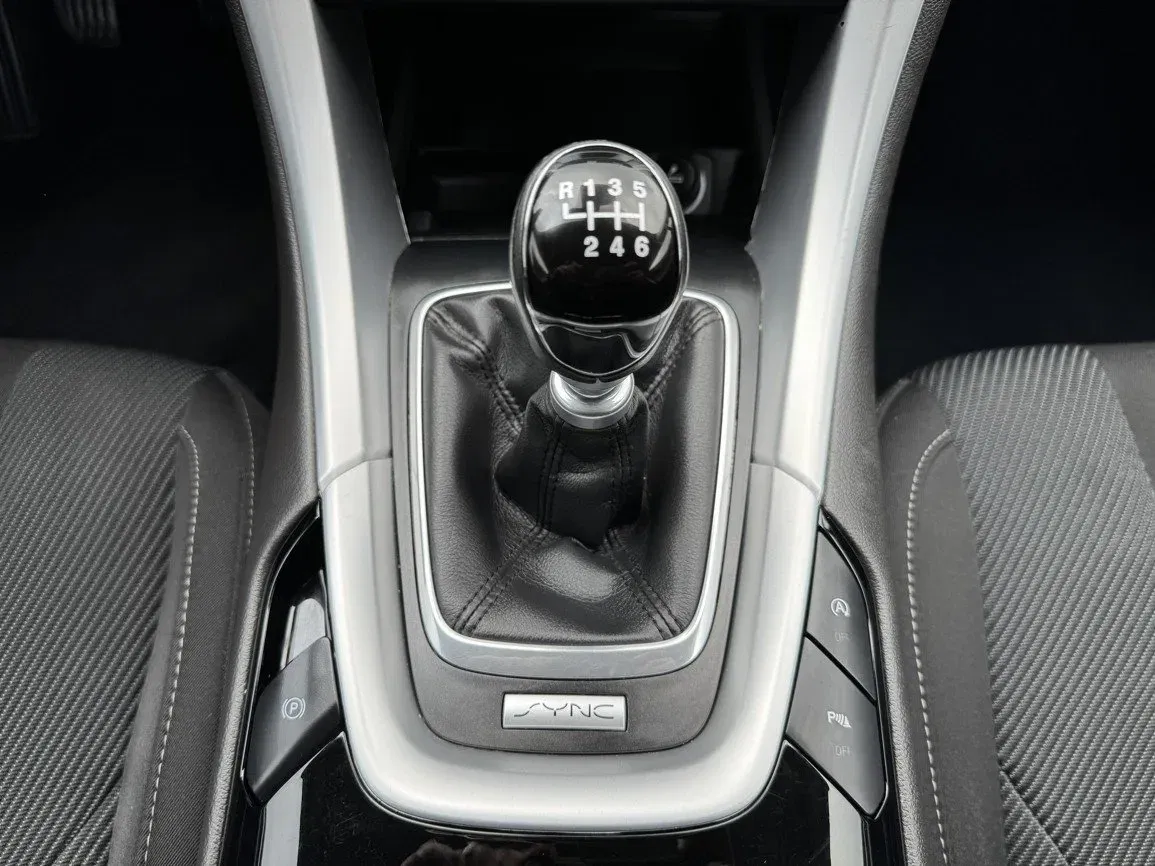 Ford Mondeo - Náhled 8