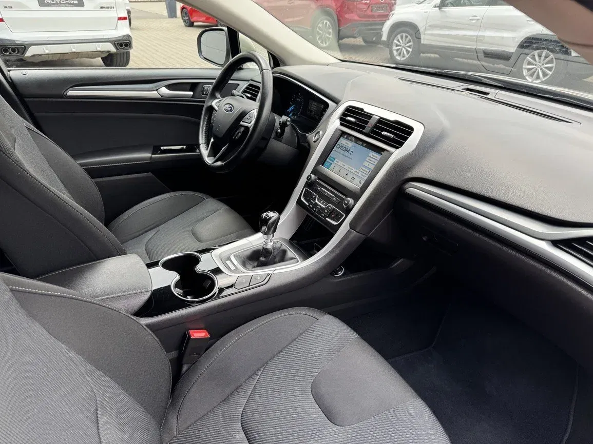 Ford Mondeo - Náhled 13