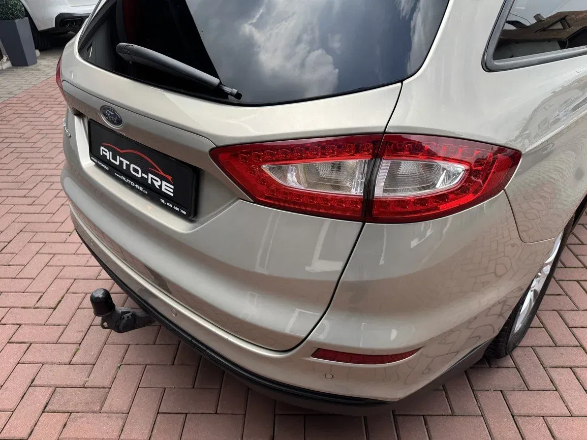 Ford Mondeo - Náhled 37