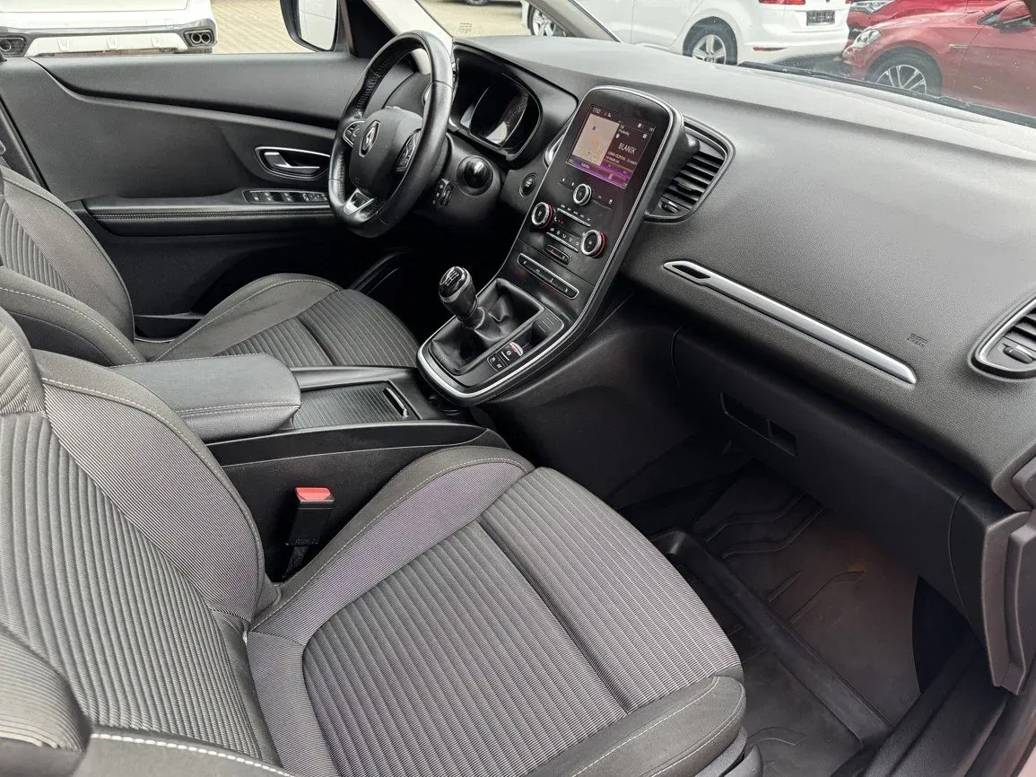 Renault Grand Scénic - Náhled 13