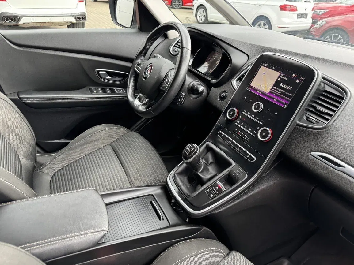 Renault Grand Scénic - Náhled 14