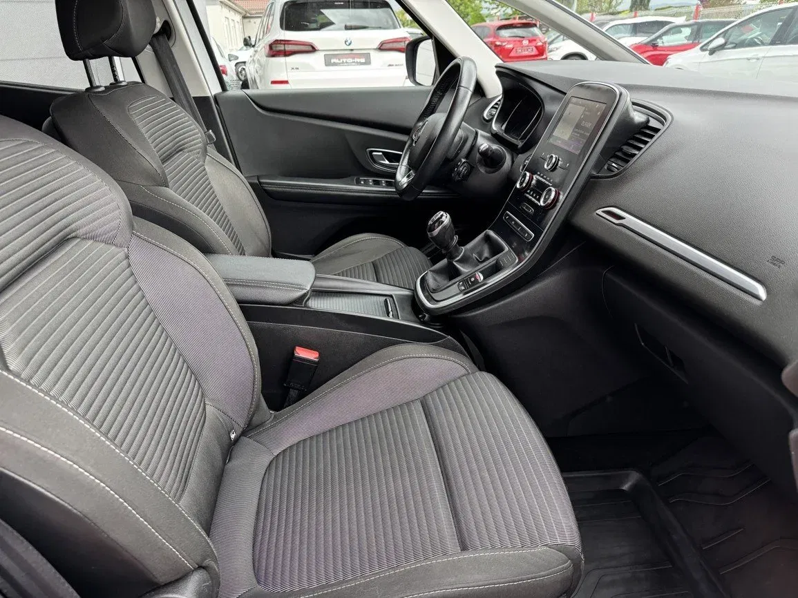 Renault Grand Scénic - Náhled 15