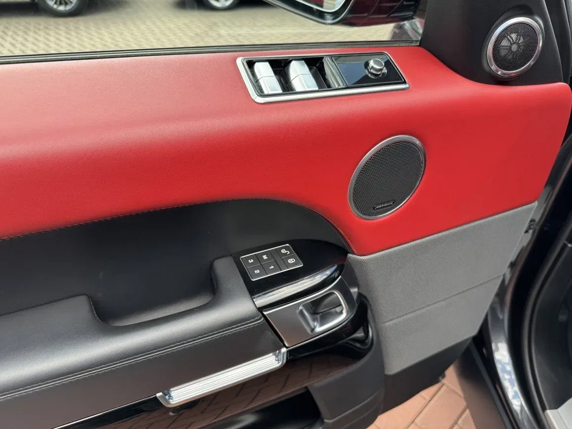 Land Rover Range Rover - Náhled 29