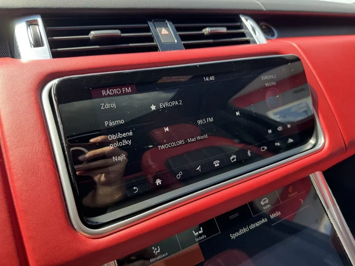 Land Rover Range Rover Sport - Náhled 11