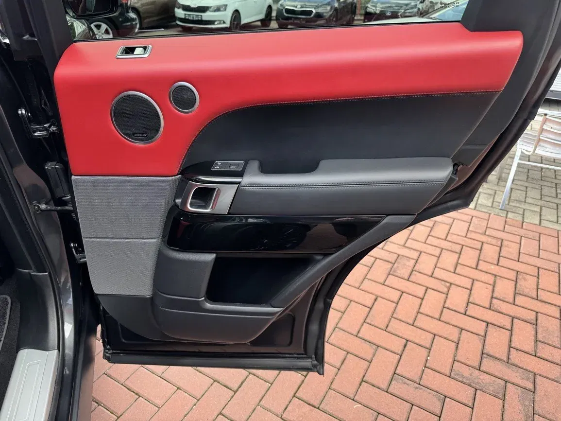Land Rover Range Rover Sport - Náhled 20