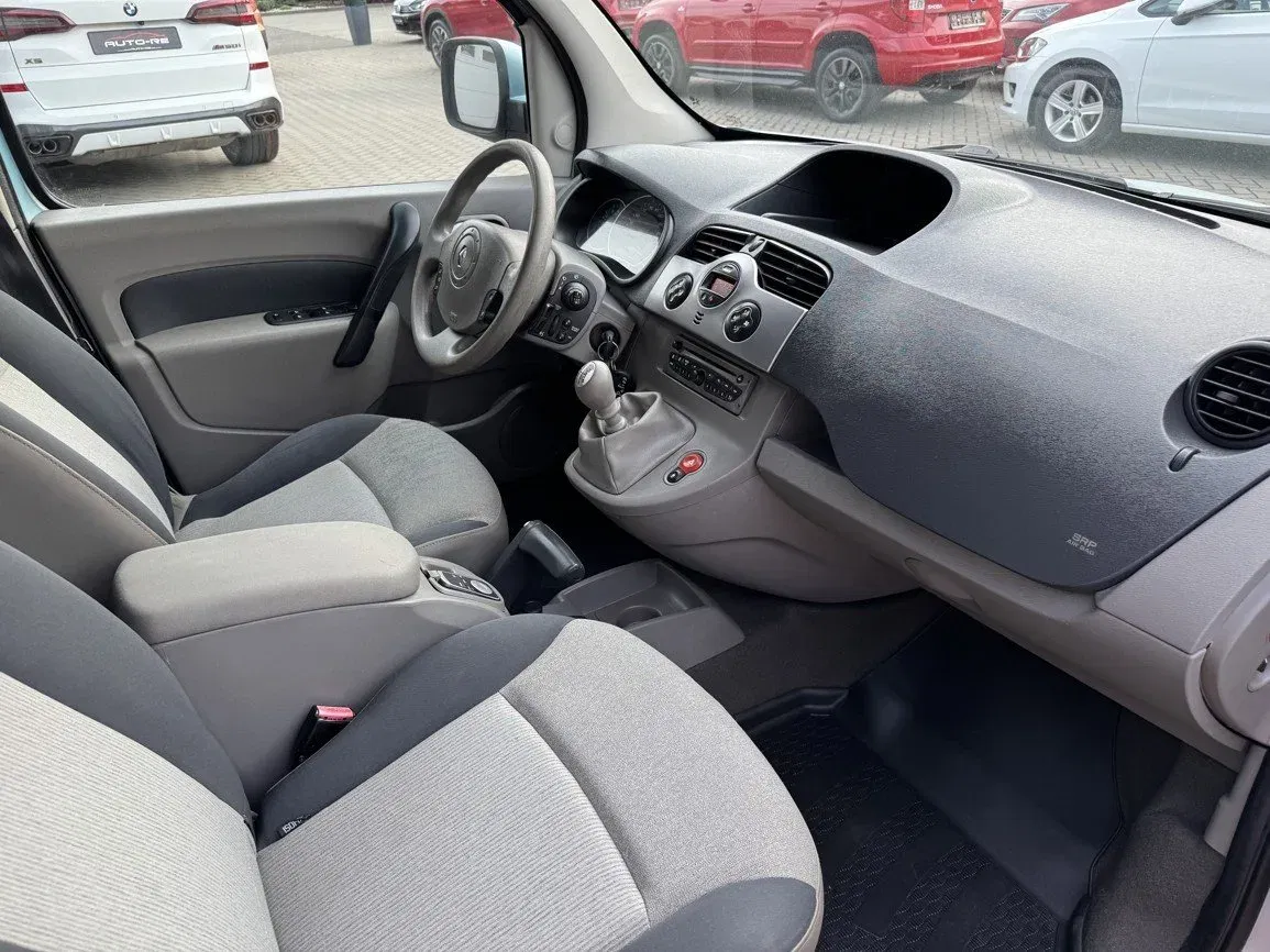 Renault Kangoo - Náhled 13