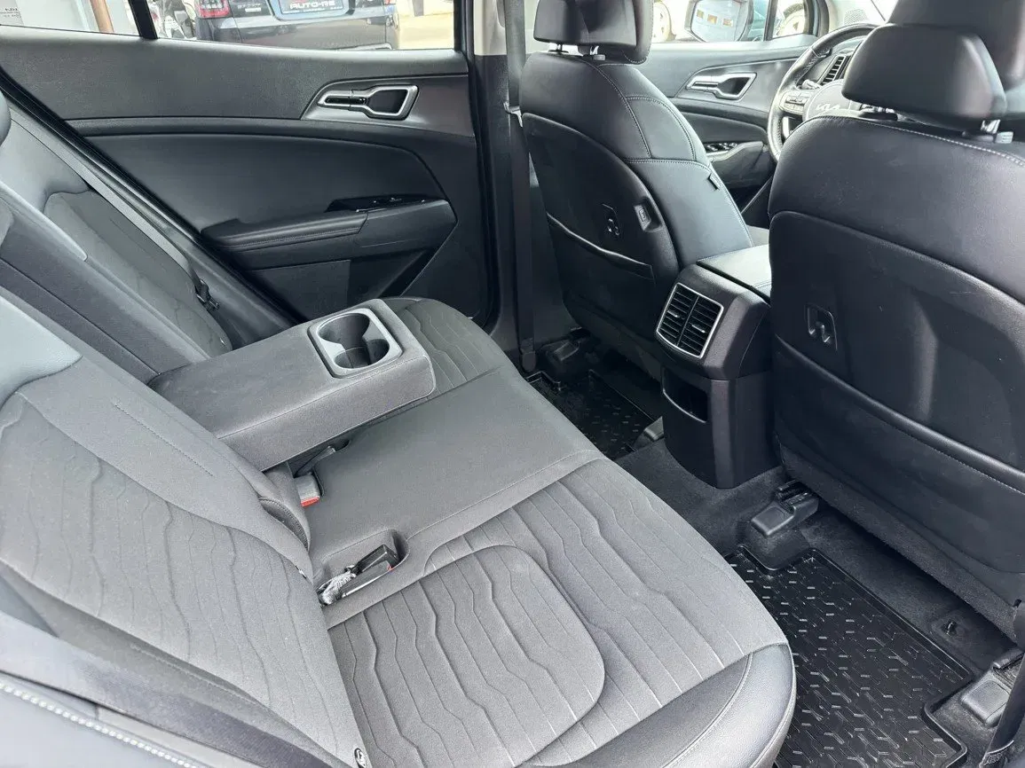 Kia Sportage - Náhled 19