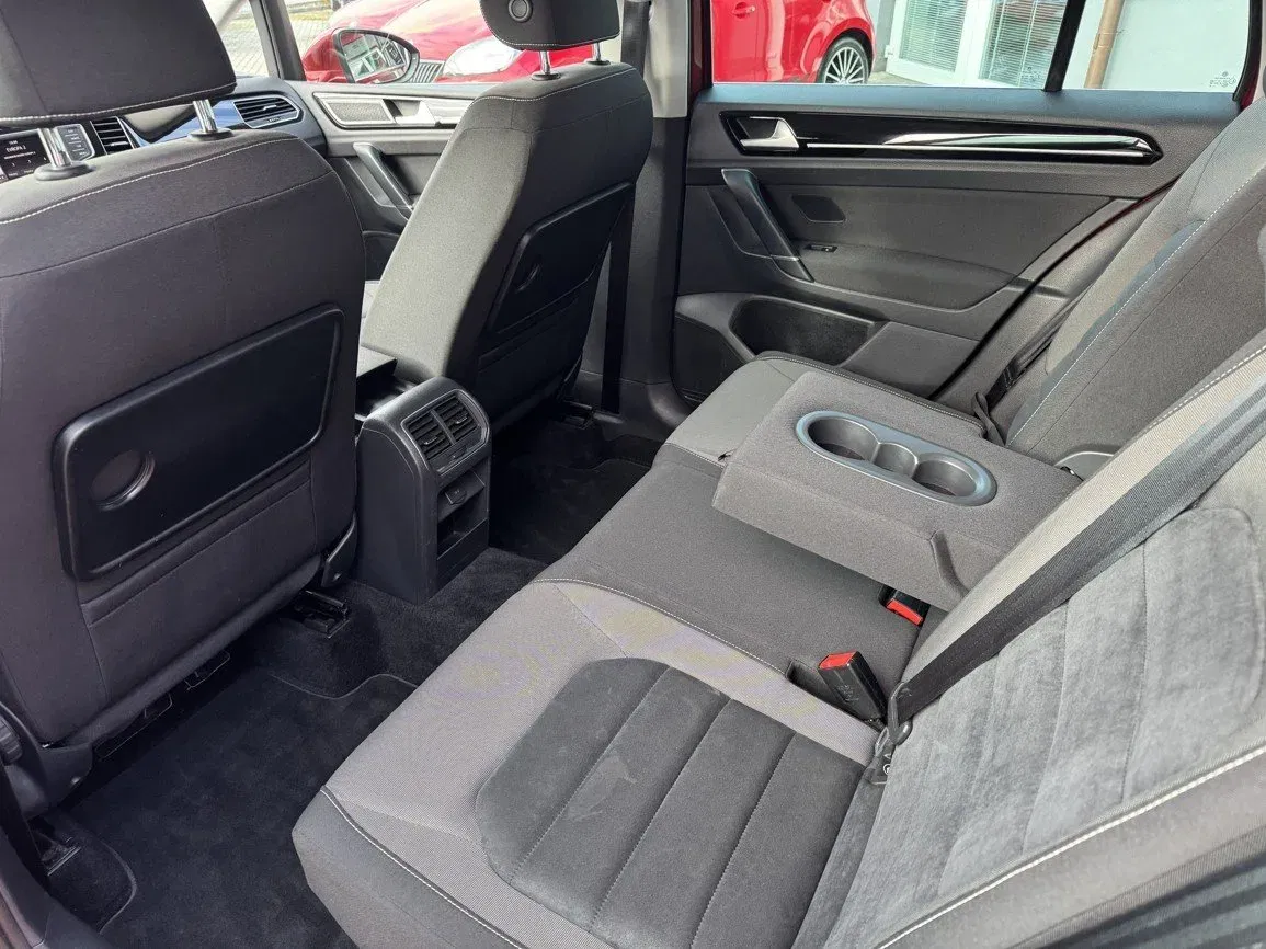 Volkswagen Golf Sportsvan - Náhled 22