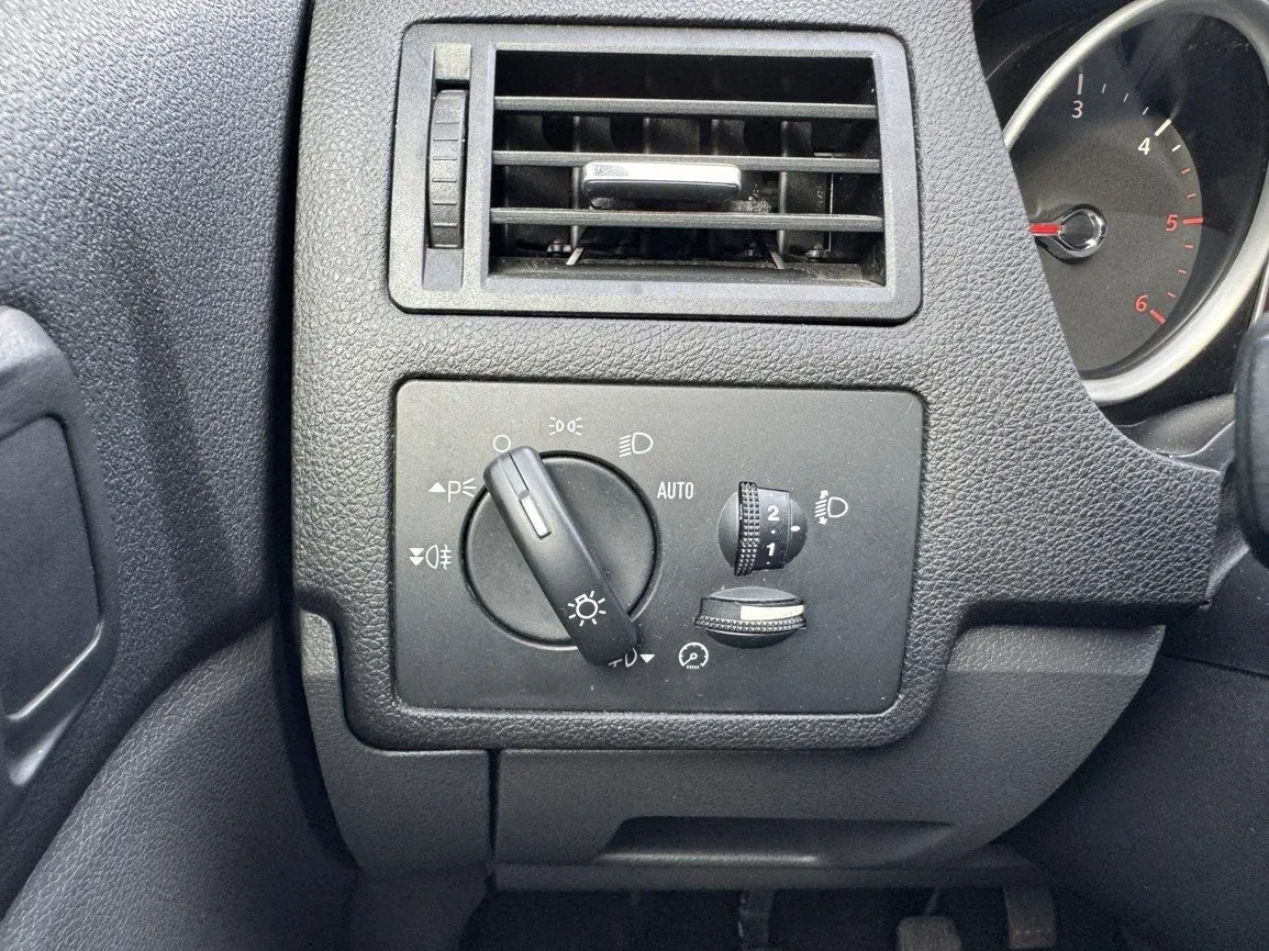 Ford Kuga - Náhled 8