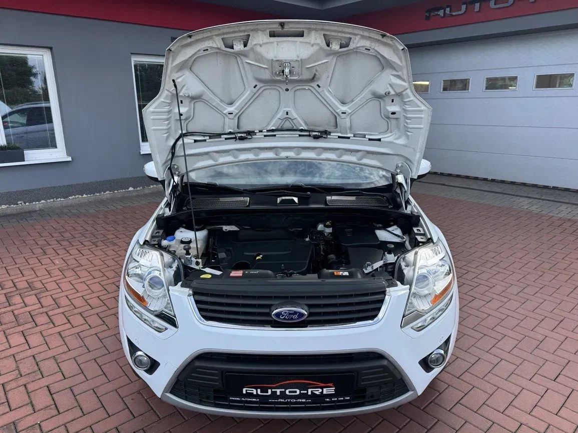 Ford Kuga - Náhled 30