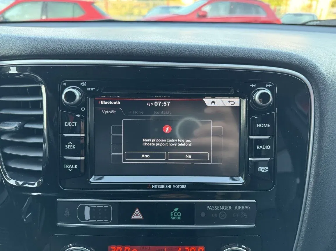 Mitsubishi Outlander - Náhled 12
